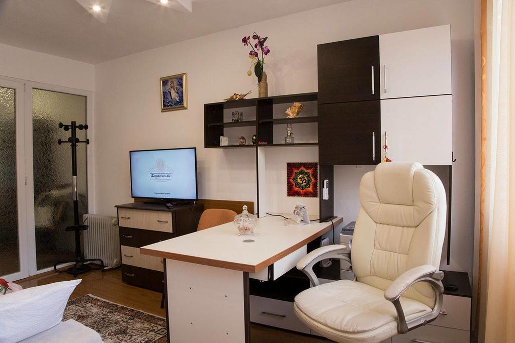Ferienwohnung Belle Studio Galaţi Exterior foto