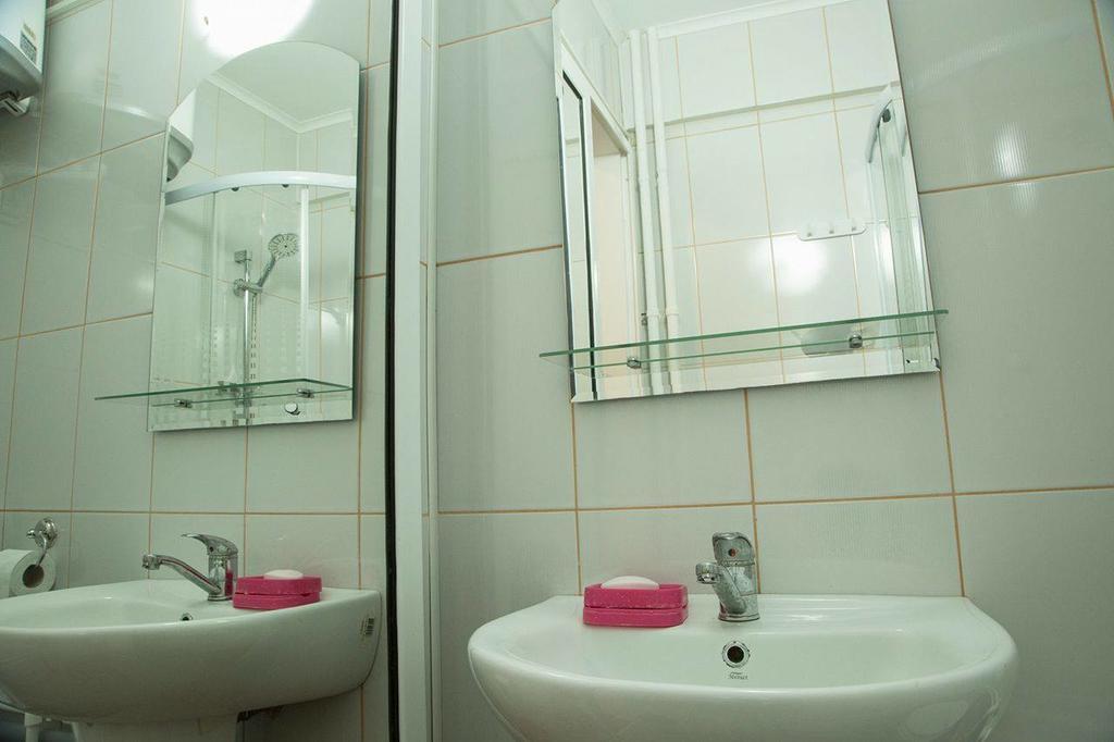 Ferienwohnung Belle Studio Galaţi Exterior foto