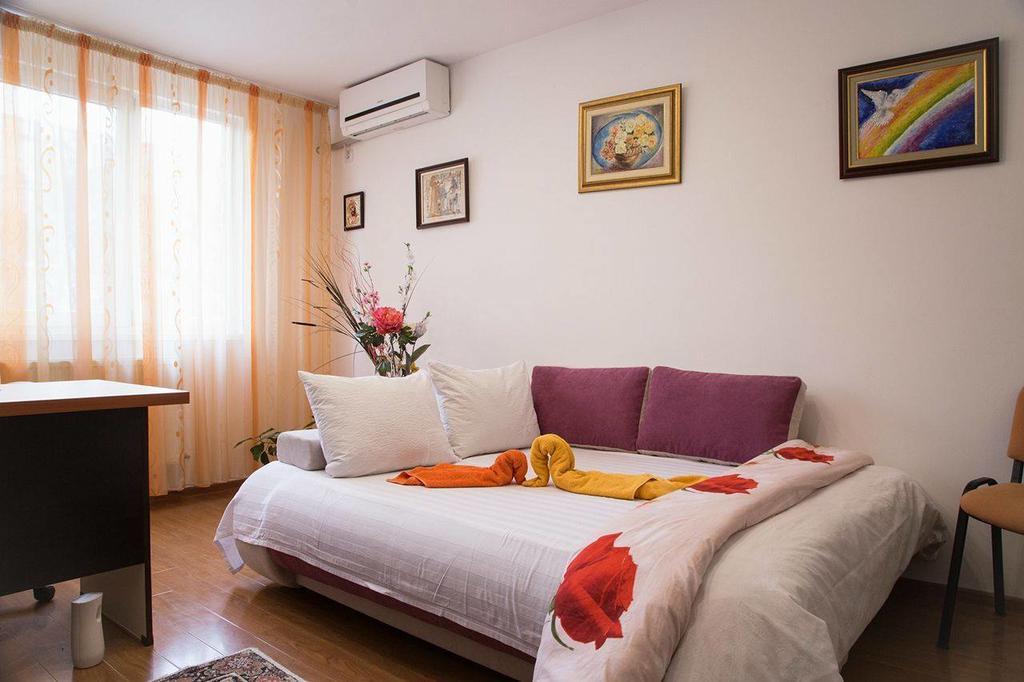 Ferienwohnung Belle Studio Galaţi Exterior foto
